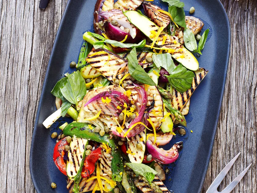 Barbecued vegetable salad