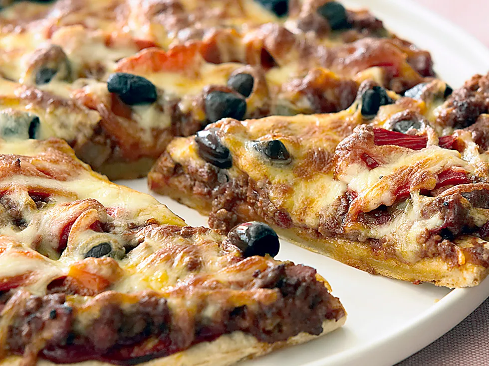 Bolognese Pizza