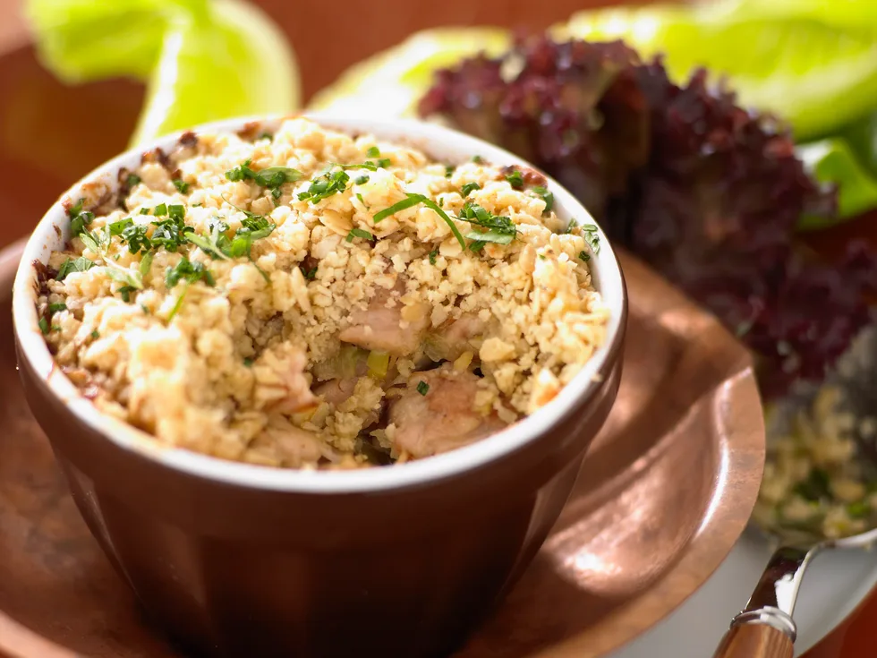Chicken and Leek Bake with Oat Topping