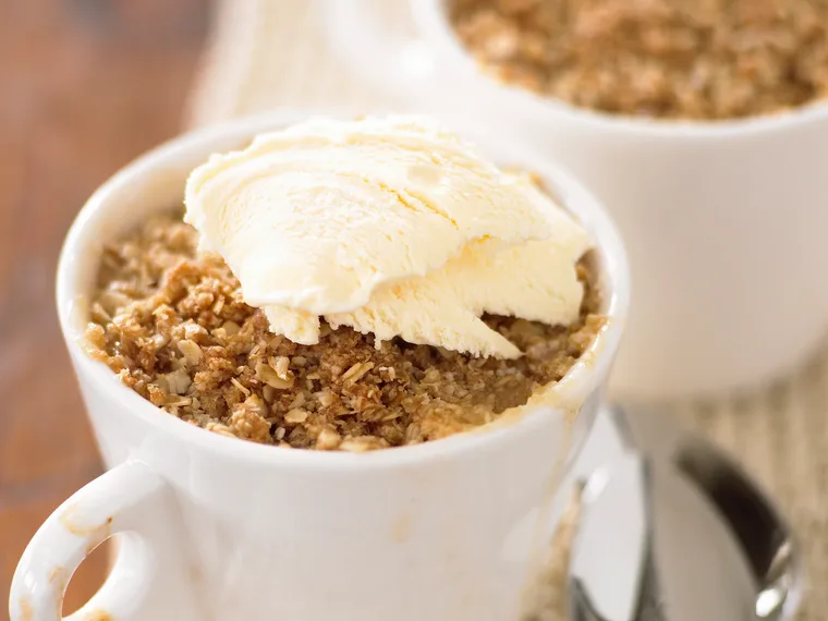 Pear and Ginger Oat Crumble