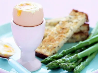 Asparagus soldiers