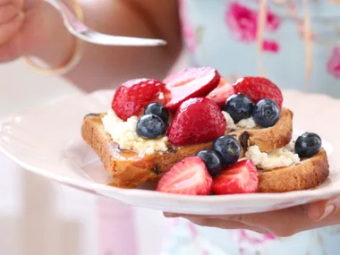 Fruit Loaf with Ricotta and Berry Compote