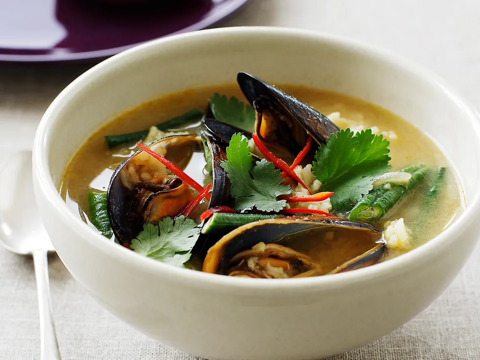 Curried Mussel and Rice Soup