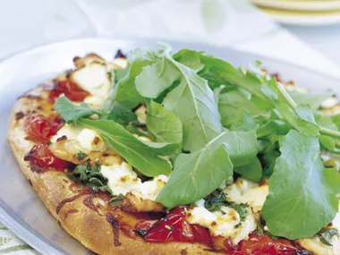 Tomato, Goat's Cheese and Chicken Pizza