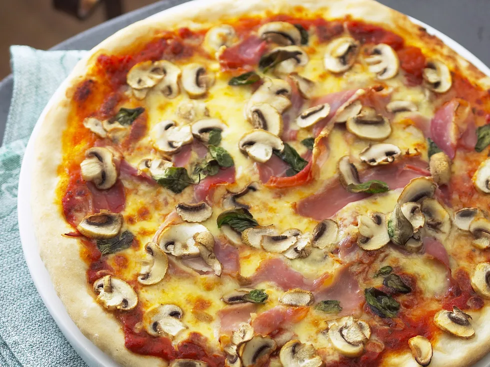 Mushroom and Prosciutto Pizza