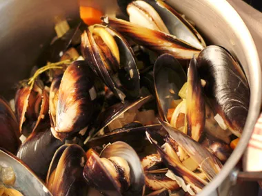 Mussels in White Wine