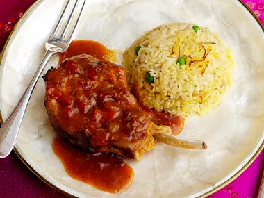 Slow-Cooked Pork Cutlets with Fragrant Rice