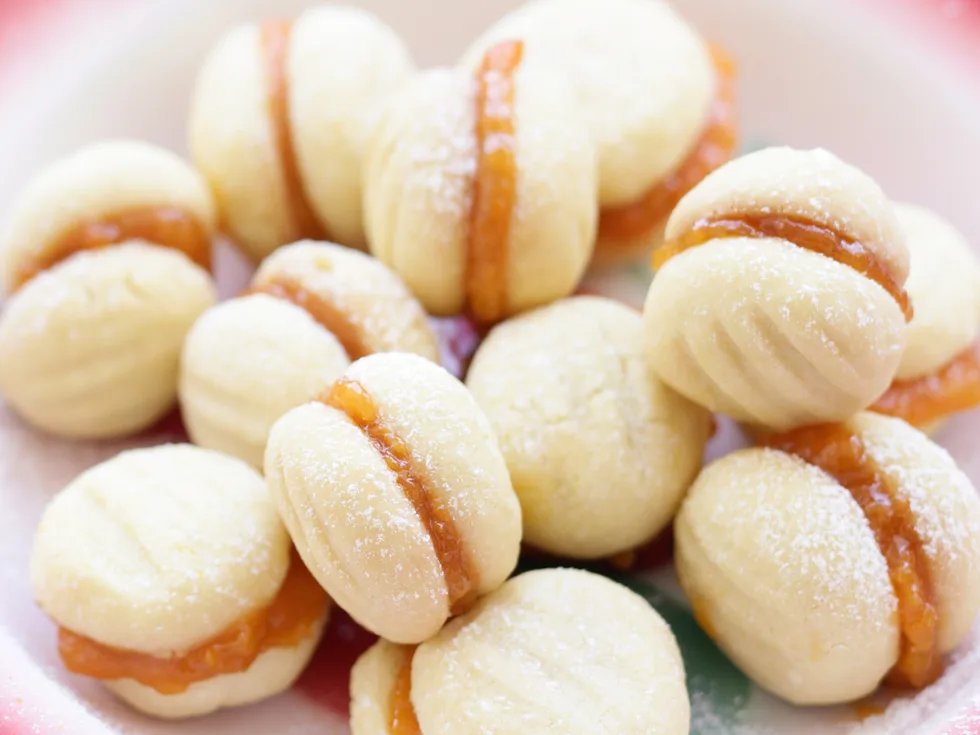Apricot Melting Moments