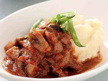 Hearty Beef Tomato Casserole