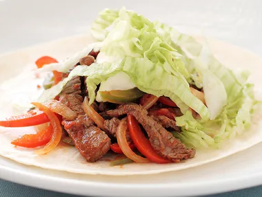Tomato and Beef Fajita