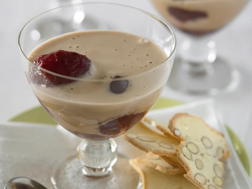 Zabaglione with plums