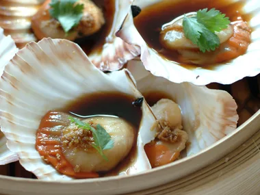 Steamed Scallops with Ginger