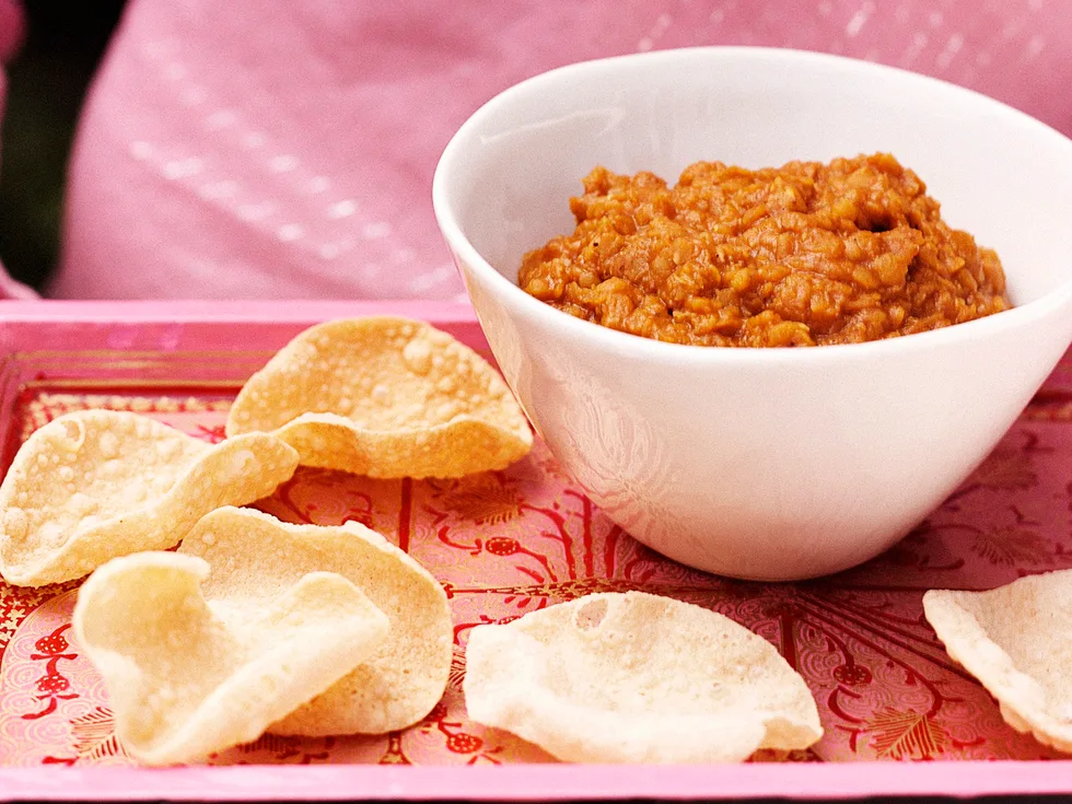 Spicy Lentil Dip with Mini Pappadums