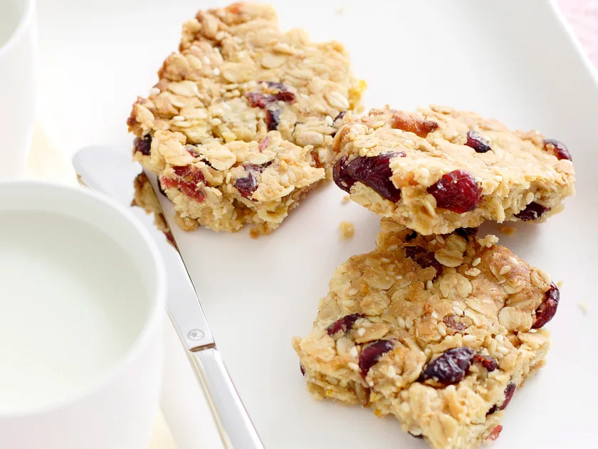 muesli slice with dried pineapple wedges recipe
