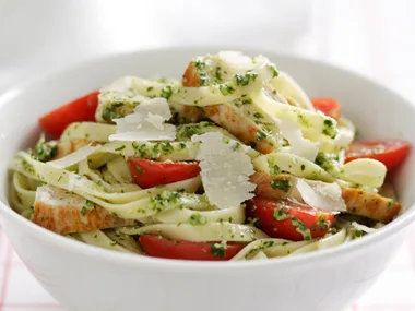 Fettuccine with Grilled Chicken and Coriander