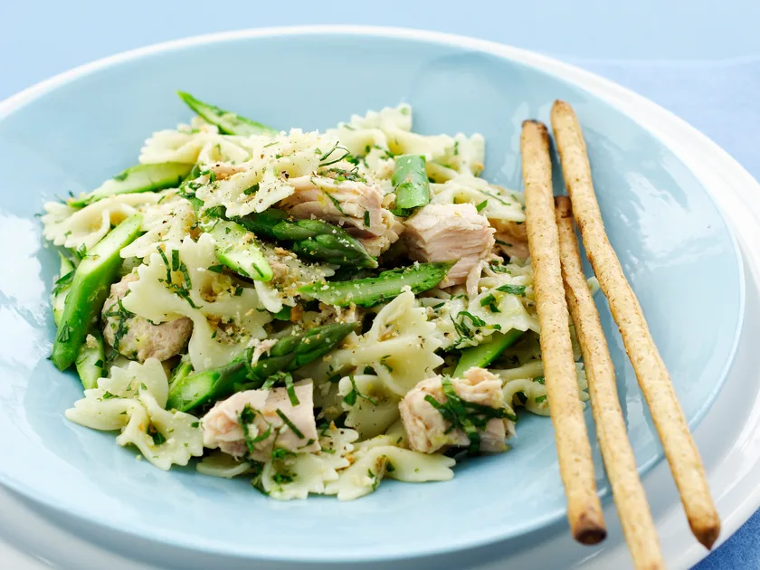 Tuna and lemon pasta salad