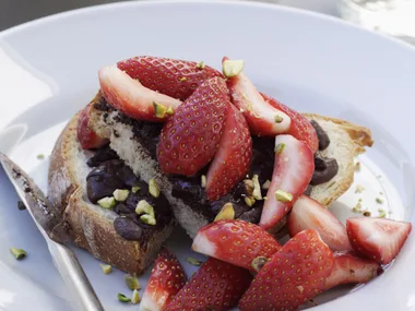 Strawberry and Chocolate Bruschetta