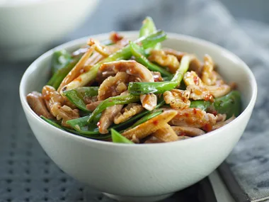 Stir-Fry Special - Chicken with Snow Peas and Walnuts