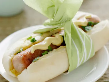 Hot Bratwurst Rolls