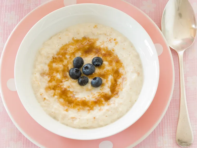 Cinnamon and Blueberry Porridge
