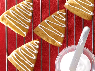 Ginger crisp biscuits