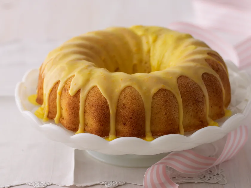 Iced orange cake