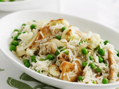 Indian Rice with Chicken and Peas