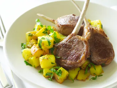 Lamb cutlets with spiced potato