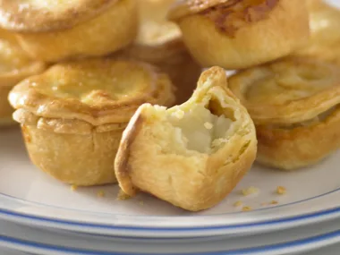 Mini apple pies