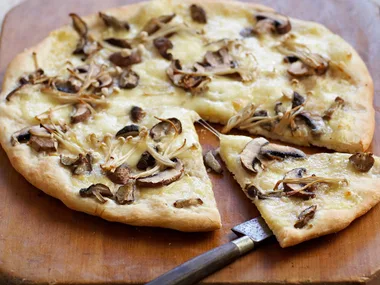 Mushroom and Cheese Pizza