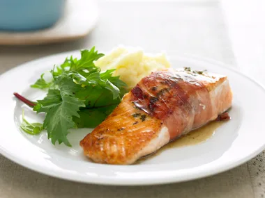 Pan-Fried Salmon with Prosciutton and Thyme