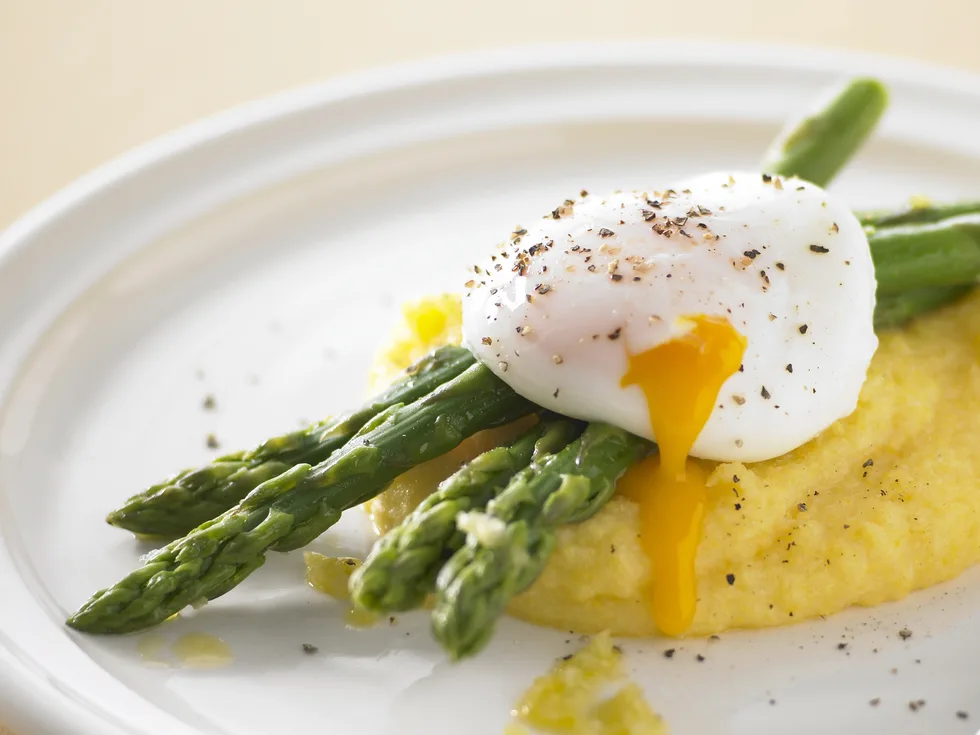 Poached eggs with polenta