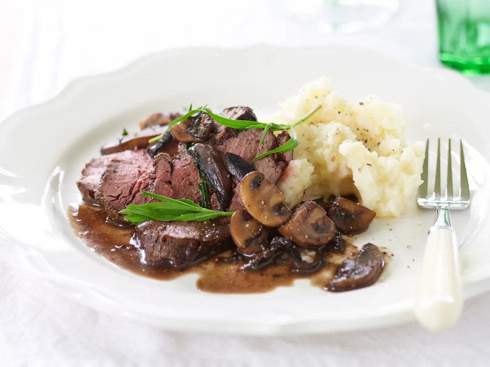 Roast beef with celeriac mash