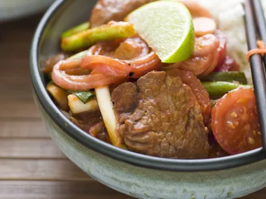 saucy beef with tomato