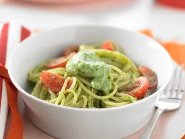 Spaghetti with Creamy Coriander Sauce