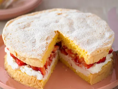 Strawberry and Ricotta Sponge Cake