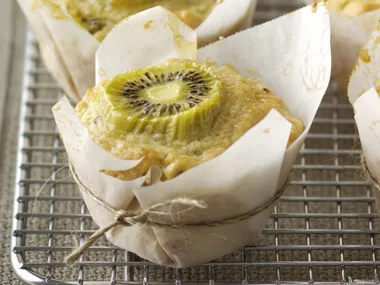 Wholemeal Kiwifruit Muffins