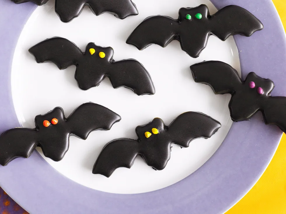 BLACK BATS