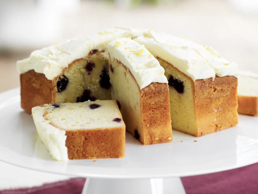 Blueberry sour cream cakes