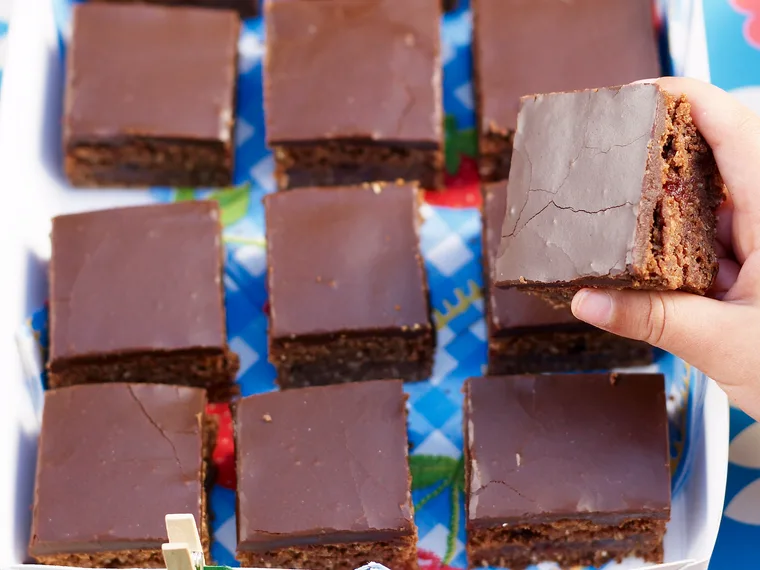 Chocolate raspberry slice