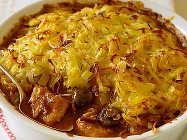 Coq Au Vin Pie with Potato Crust