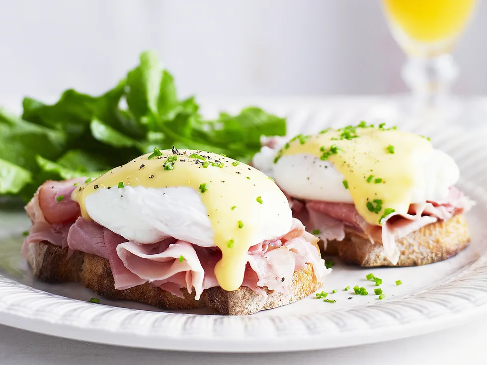 EGGS BENEDICT