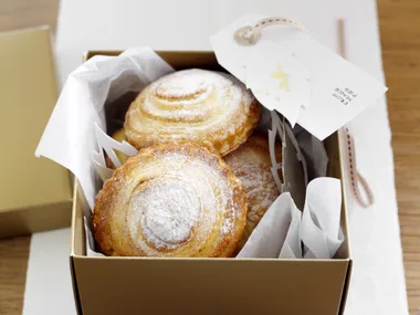 Fruit Mince Swirl Pies
