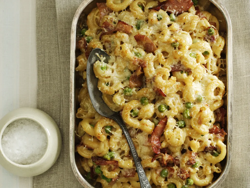 PROSCIUTTO AND PEA PASTA