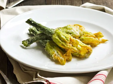 stuffed zucchini flowers