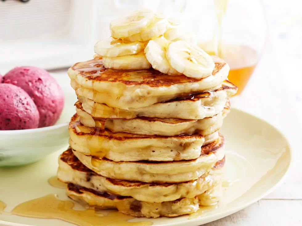 Weekend banana pancakes
