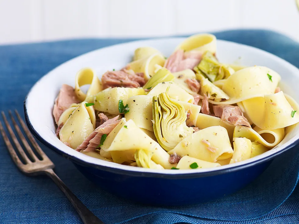 Pappardelle with tuna and artichoke