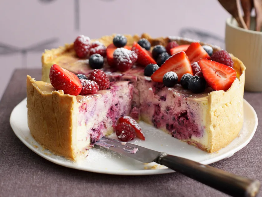 Berry ripple cheesecake