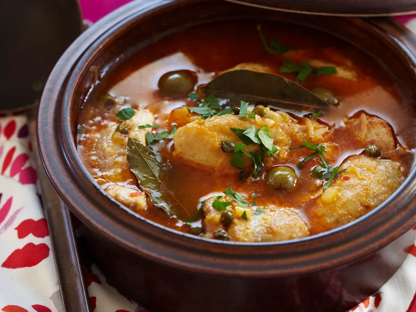 Braised chicken with lemon and capers
