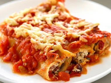 chorizo, mushrooms and Ricotta cannelloni